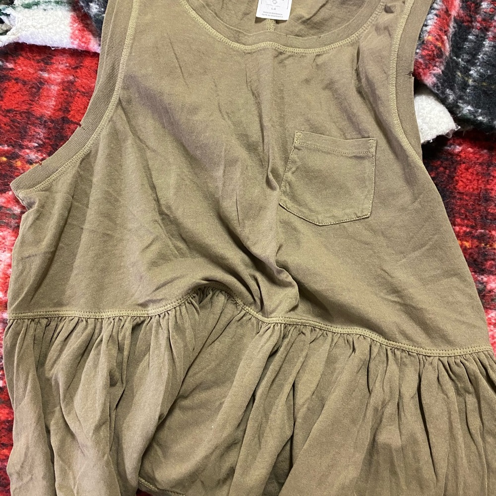 Free people tee
